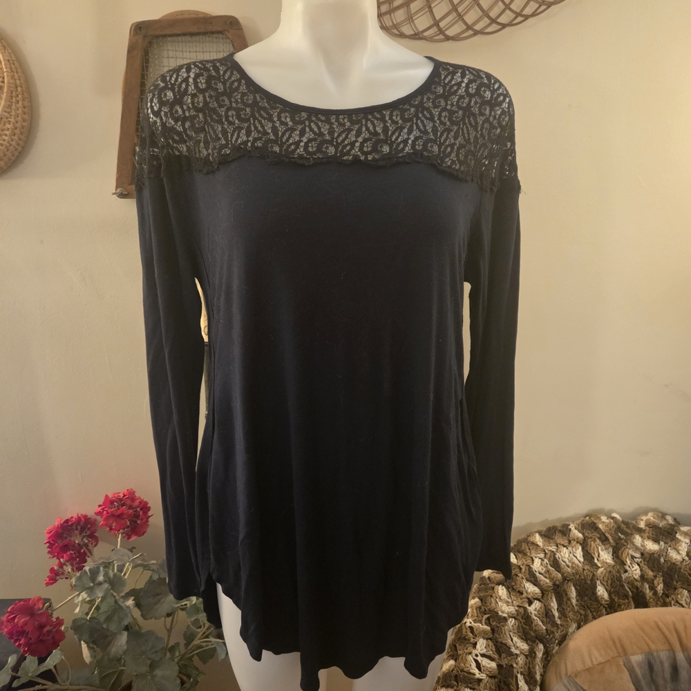 Old Navy Black Lace Long Sleeve Top